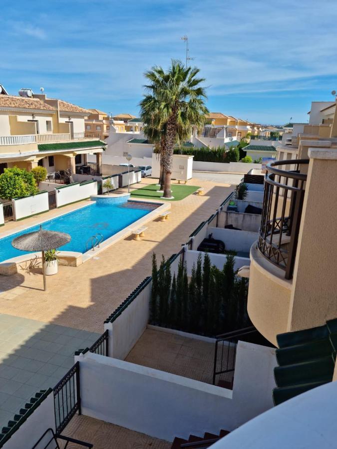 Agradable Adosado Con Piscina Villa Ciudad Quesada Exterior photo